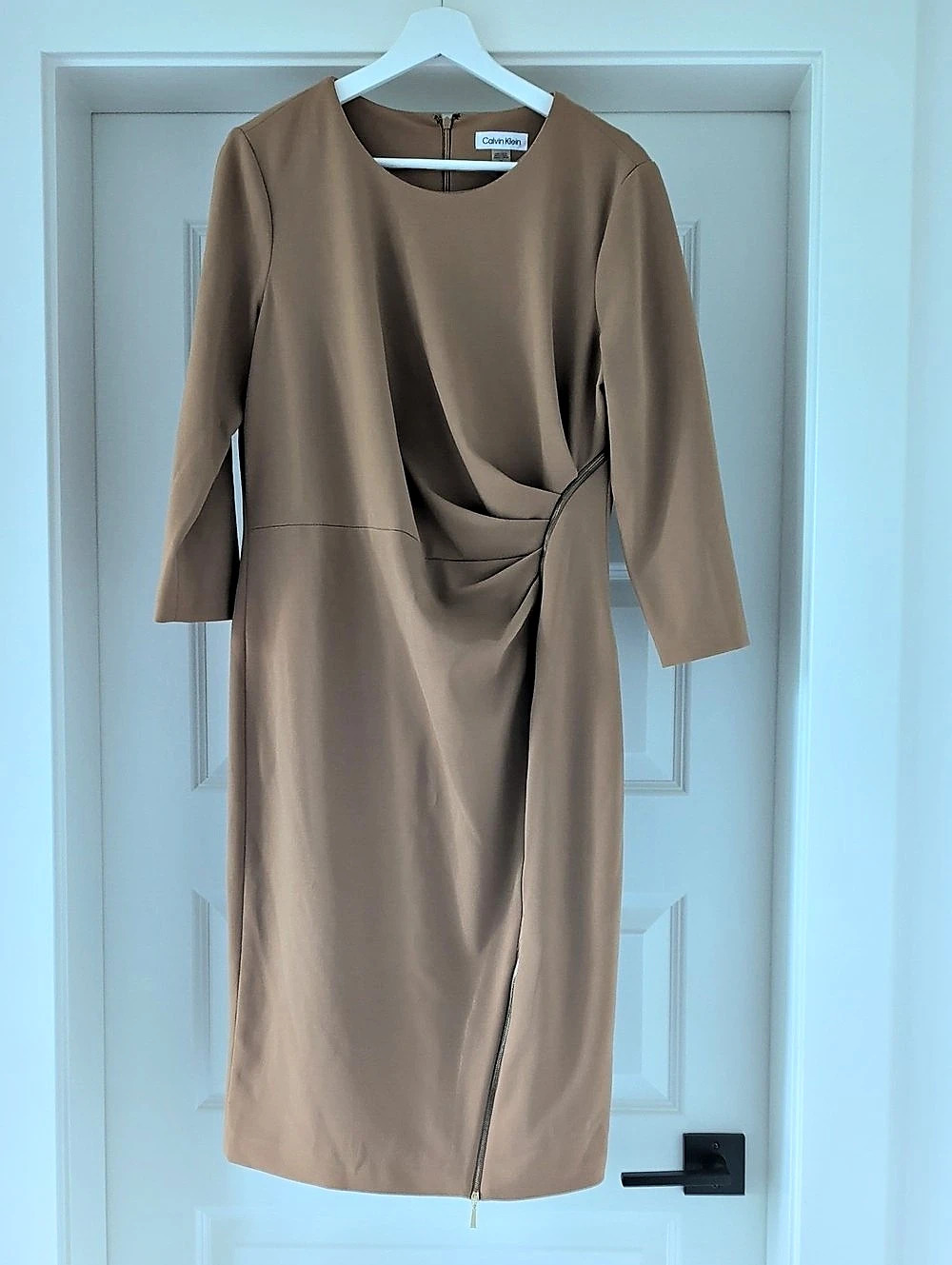 Calvin Klein Long Sleeve Midi Dress in Brown Size 14 Like New